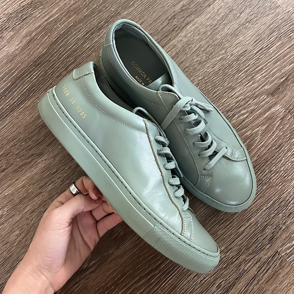 Common Project Achilles Low Sneaker - Green - IT 39 / US 8.5/9